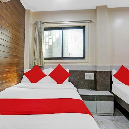 Oyo 84398 Maroshi Residency Mumbai Exteriör bild