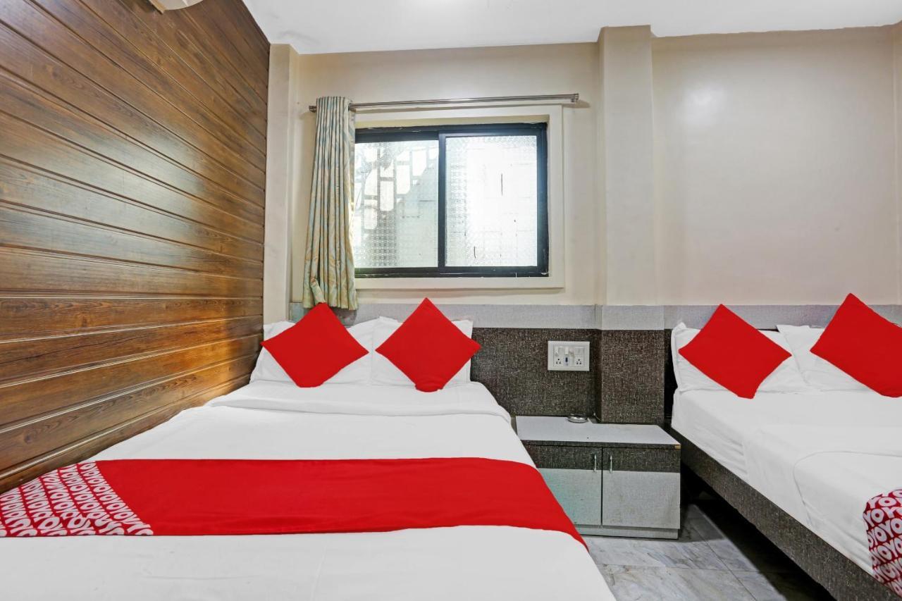 Oyo 84398 Maroshi Residency Mumbai Exteriör bild