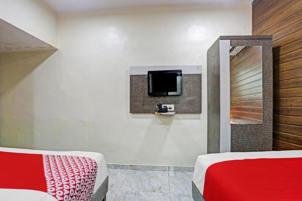 Oyo 84398 Maroshi Residency Mumbai Exteriör bild